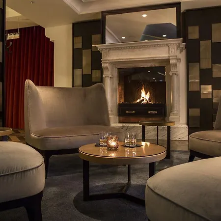 Hotel Gewandhaus Dresden, Autograph Collection