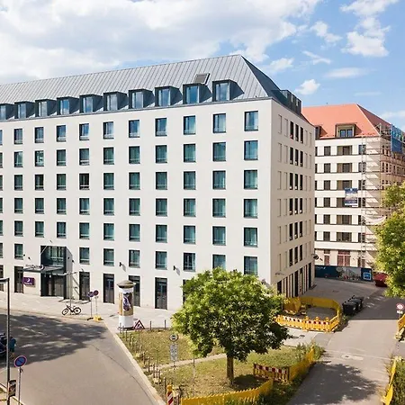 Hotel Express Centre 3*