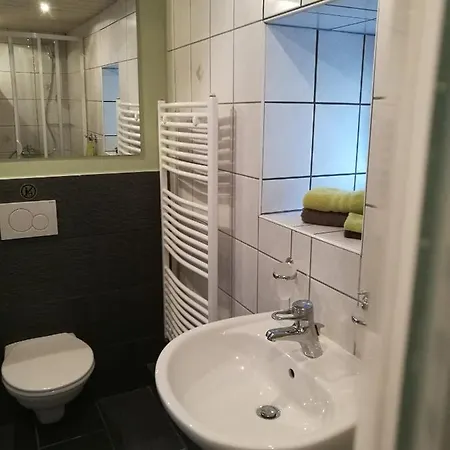 Elbhangzimmer Bed & Breakfast Dresden