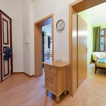 Grosse Ferienwohnung In Dresden-lobtau * Dresden