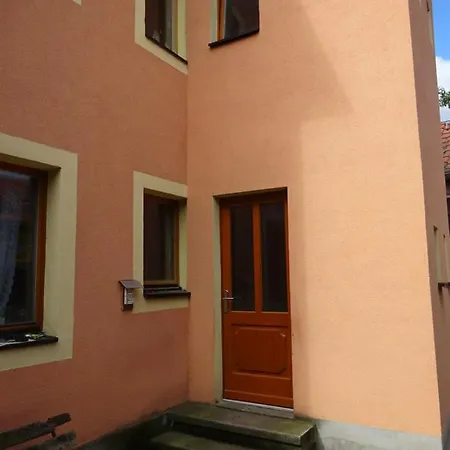 Apartment Frank's In *