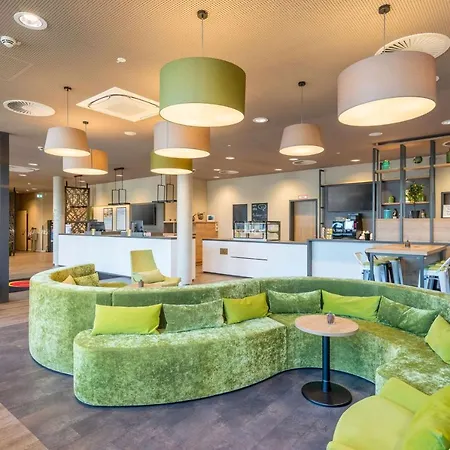 Super 8 By Wyndham 3*