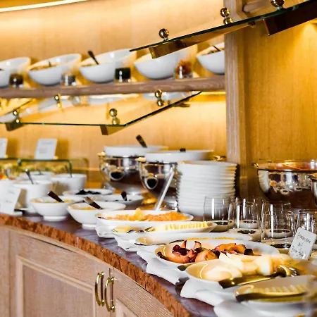 ホテル Relais & Chateaux Buelow Palais