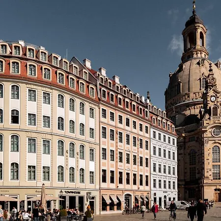 Vienna House Qf Hotel