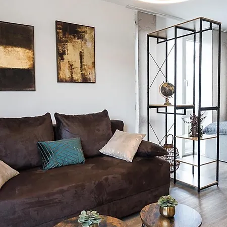 Apartment Stylisches Im Herzen Von + Parkplatz + Netflix + Self Check-in
