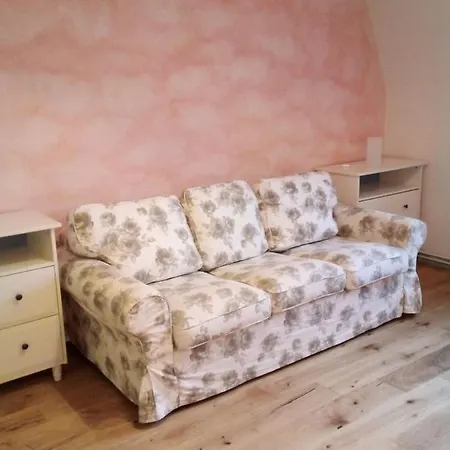 Schones Feng Shui Loft Uber Den Dachern Der Dresdner Neustadt * Dresden
