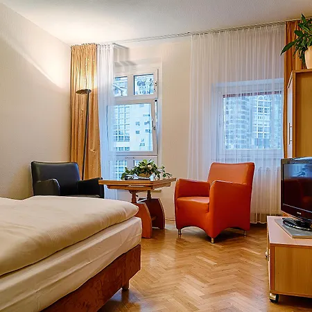 Aparthotel Muenzgasse An Der Frauenkirche 3*