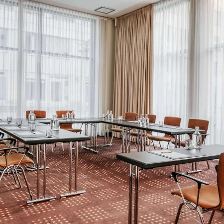 Hotel Intercityhotel 4*