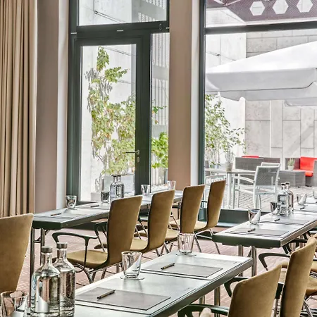 Intercityhotel Hotel 4*