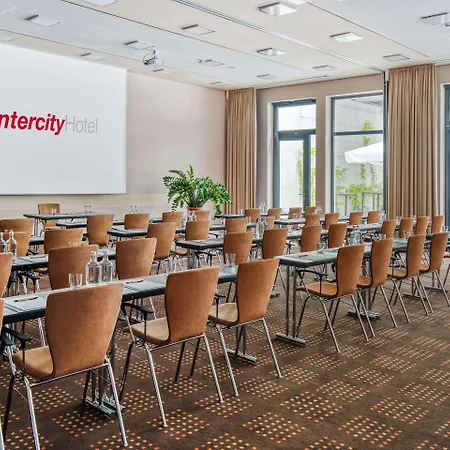 Intercityhotel 4*