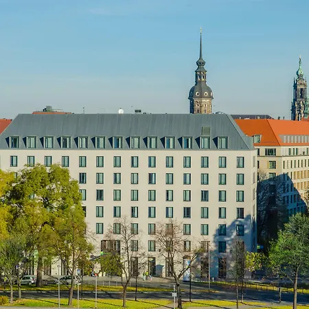 Hotel Express Centre 3*
