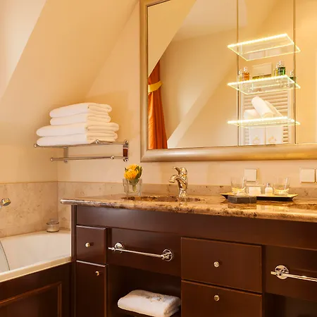 ホテル Relais & Chateaux Buelow Palais