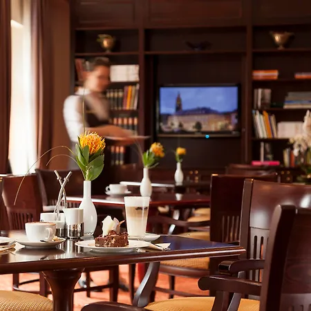 Relais & Chateaux Buelow Palais 5* ドレスデン