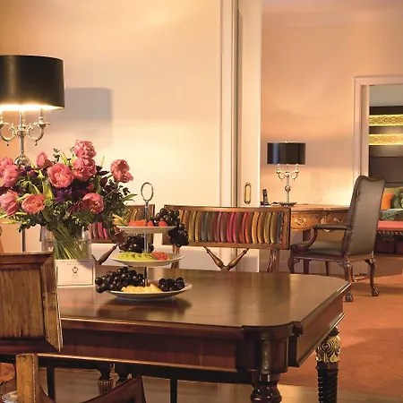 ホテル Relais & Chateaux Buelow Palais