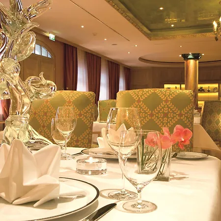 Relais & Chateaux Buelow Palais 5*
