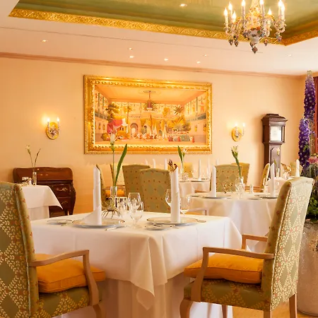 ホテル Relais & Chateaux Buelow Palais ドレスデン