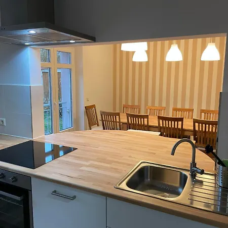 Apartment Apartment-haus Landeskrone Dresden