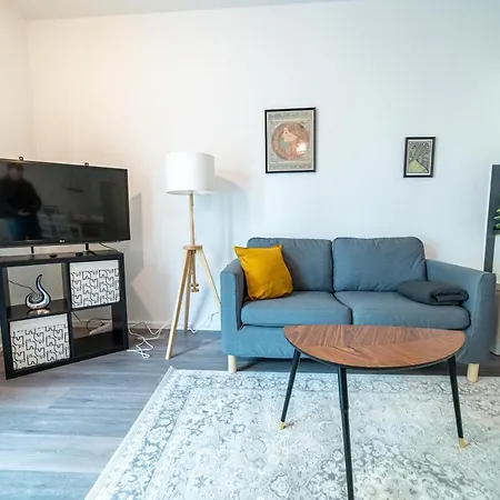 Fullhouse - - A6 - Washing Machine - Terrace - Nespresso Dresden