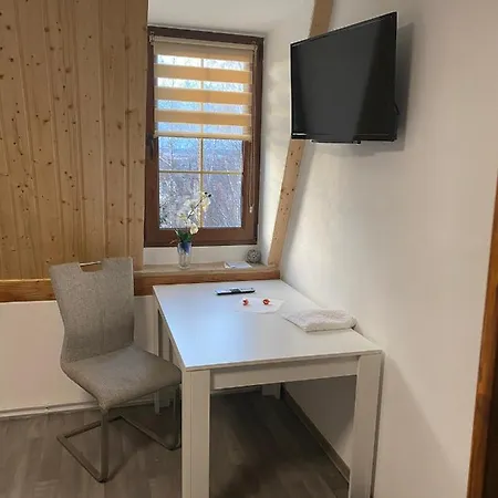 Zimmervermietung Abir * Drezda
