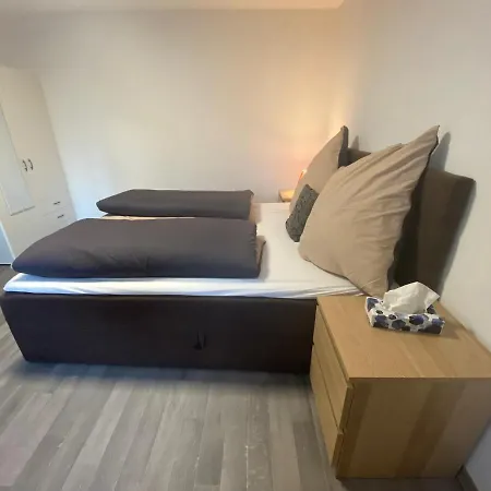 Vendégház Zimmervermietung Abir *