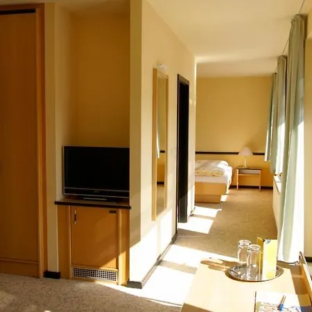 Am Weberplatz Hotel 3*