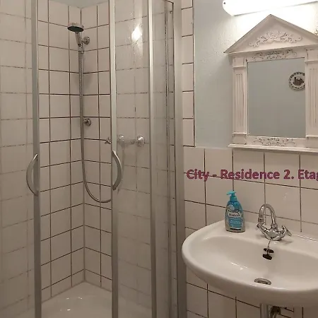 City-ferienwohnungen-dresden - Zentral Gelegen Im Haus Louisenstrasse 11 - Dresden-neustadt Appartement