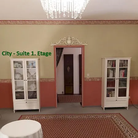 City-ferienwohnungen-dresden - Zentral Gelegen Im Haus Louisenstrasse 11 - Dresden-neustadt Appartement Dresden