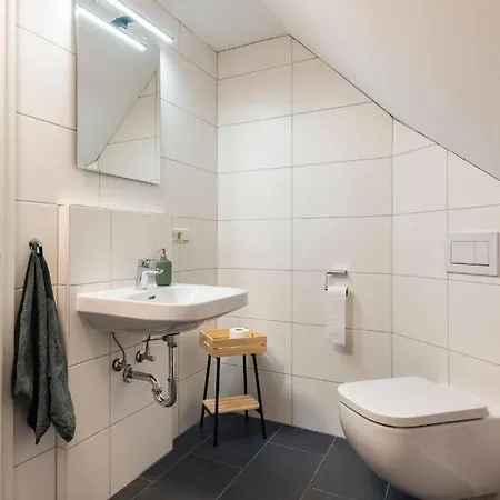 Privates Ruhiges Haus Im Herzen Der Neustadt Apartment