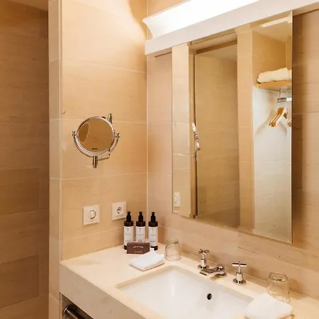 Hotel Townhouse 5*