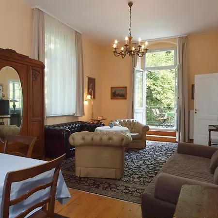 Haniel Paul Apartment *