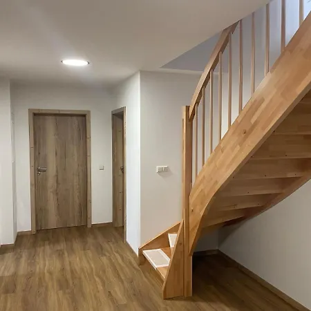 Apartment-haus Landeskrone Dresden
