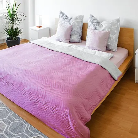 Appartamento 5 Min Zur Elbe, Helle Geraeumige 2-raum-whg, Neustadt, Lage