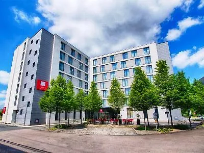 Leonardo Altstadt 3* Drezda