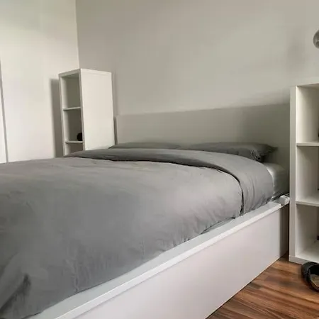 Traumwohnung An Der Elbe Apartment Dresden