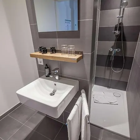 Aparthotel Staycity Centre 5*