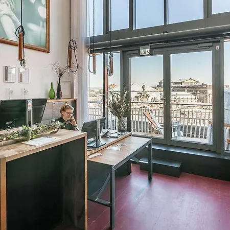 Staycity Centre Aparthotel