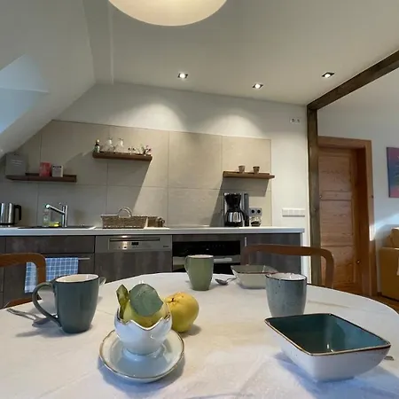 Carolinga Apartment