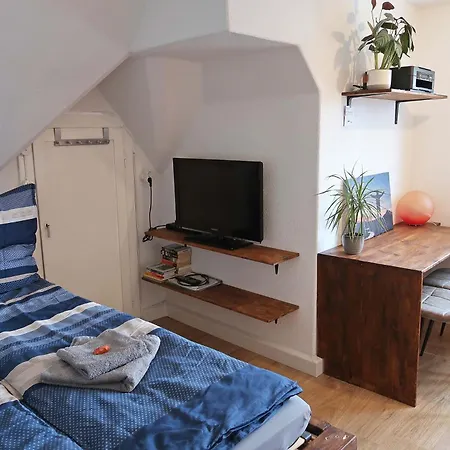 Apartment Kleines Am Uni-campus - Perfekt Fuer Junge Unternehmungslustige