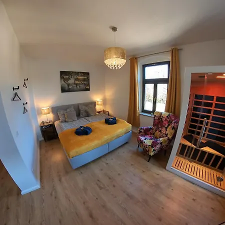 Federtraum Mit Sauna Sehr Gemuetlich, Neu