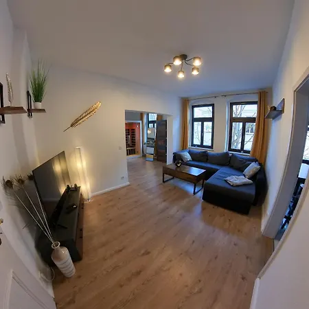 Federtraum Mit Sauna Sehr Gemuetlich, Neu Apartment Dresden