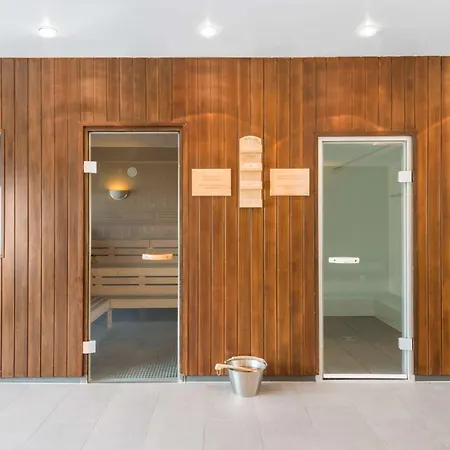 Nh Neustadt Hotel 4*