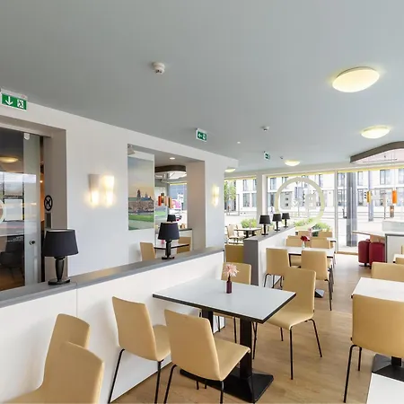 Hotel Dresden-messe 3*