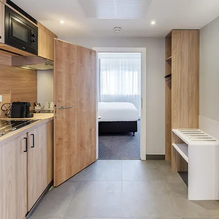 فندق Express Zentrum By Ihg 3*