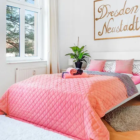 Bis 6 Personen - Helle, Ruhige Whg, 2 Baeder, Dd Neustadt - Lage Appartamento Dresda