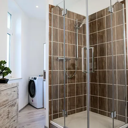 Apartment Apartmenthaus Rankestrasse 4 *