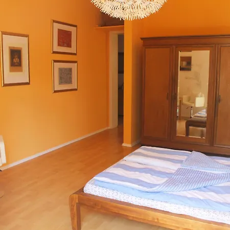 Alaune Apartment *