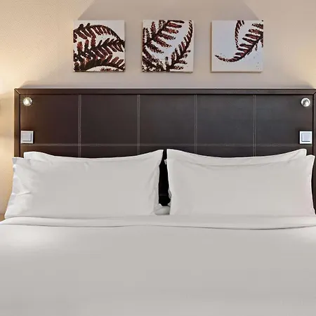 Hotel Hilton An Der Frauenkirche 4*