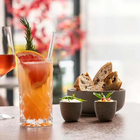 德累斯顿老城莱昂纳多酒店 酒店