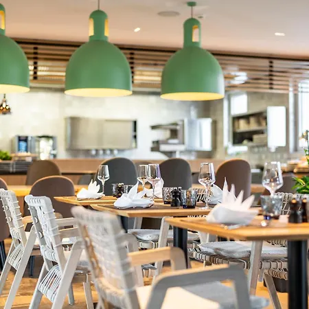 Hotel Arcotel Hafencity 4*