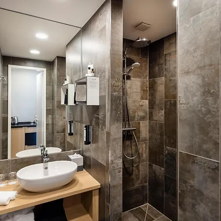Hotel Arcotel Hafencity 4*